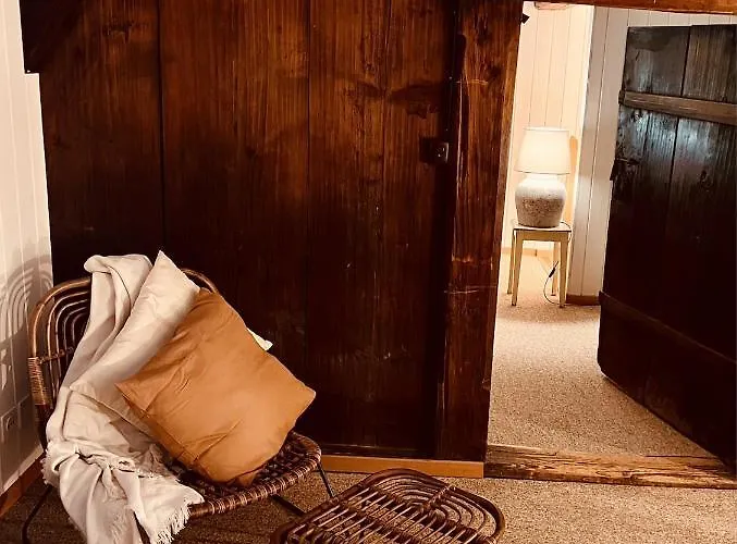 Alpaka-ferienhaus Oenzlen * Wynigen